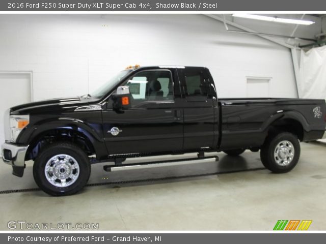 2016 Ford F250 Super Duty XLT Super Cab 4x4 in Shadow Black