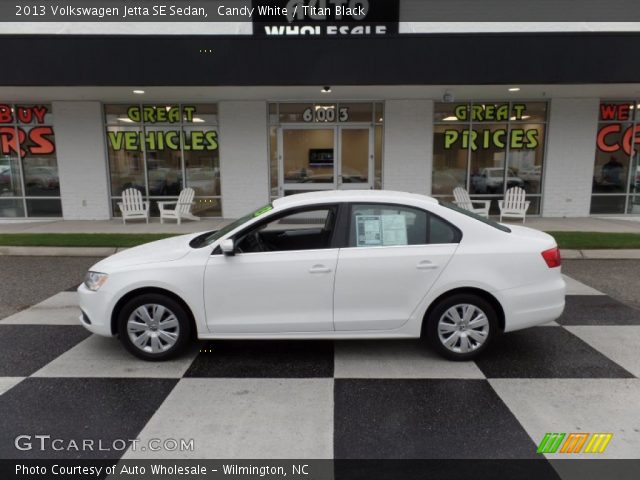 2013 Volkswagen Jetta SE Sedan in Candy White
