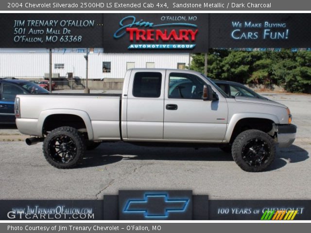 2004 Chevrolet Silverado 2500HD LS Extended Cab 4x4 in Sandstone Metallic