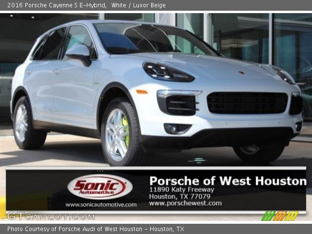 2016 Porsche Cayenne S E-Hybrid in White