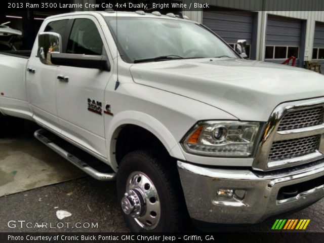 2013 Ram 3500 Laramie Crew Cab 4x4 Dually in Bright White