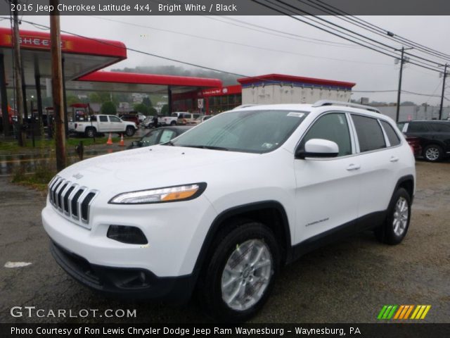 2016 Jeep Cherokee Latitude 4x4 in Bright White