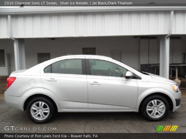 2016 Chevrolet Sonic LT Sedan in Silver Ice Metallic