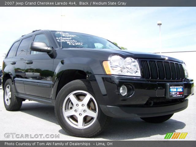 2007 Jeep Grand Cherokee Laredo 4x4 in Black