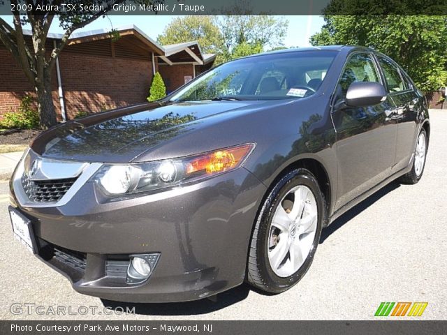 2009 Acura TSX Sedan in Grigio Metallic