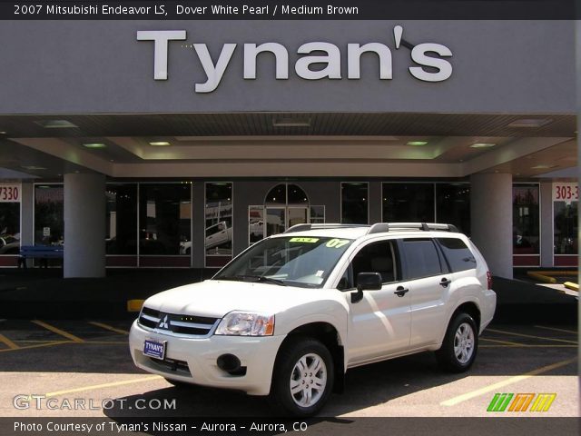 2007 Mitsubishi Endeavor LS in Dover White Pearl