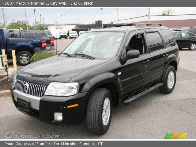 2007 Mercury Mariner Luxury 4WD in Black