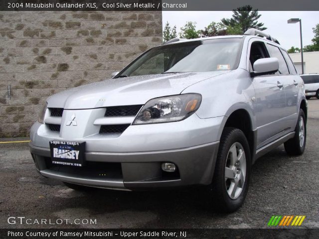 2004 Mitsubishi Outlander XLS in Cool Silver Metallic