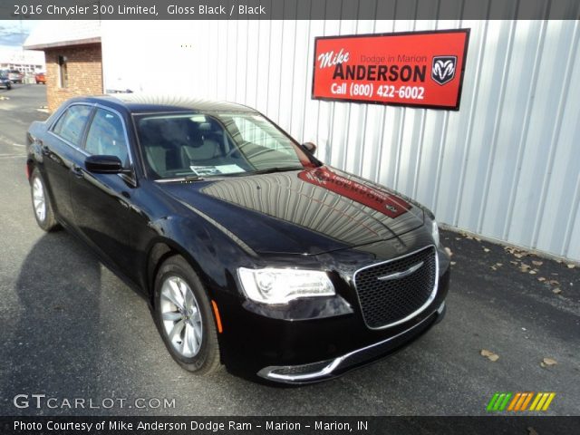 2016 Chrysler 300 Limited in Gloss Black