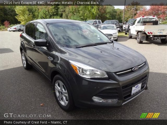 2016 Ford Escape SE 4WD in Magnetic Metallic