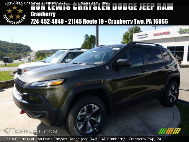 2016 Jeep Cherokee Trailhawk 4x4 in ECO Green Pearl