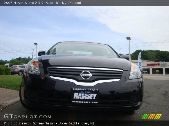 2007 Nissan Altima 2.5 S in Super Black