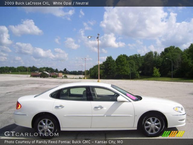 2009 Buick LaCrosse CXL in White Opal