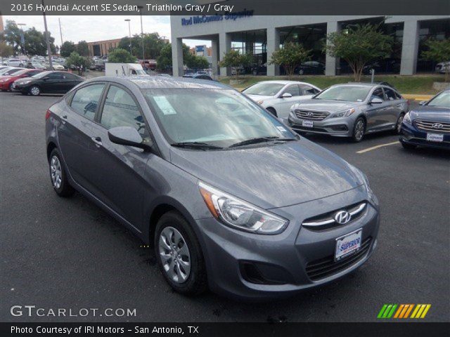 2016 Hyundai Accent SE Sedan in Triathlon Gray