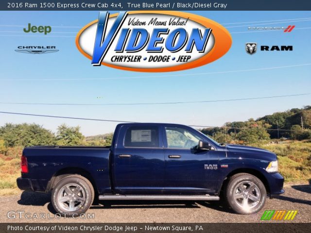 2016 Ram 1500 Express Crew Cab 4x4 in True Blue Pearl