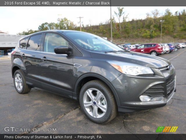 2016 Ford Escape SE 4WD in Magnetic Metallic