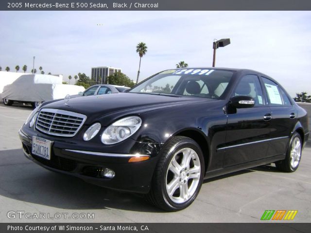 2005 Mercedes-Benz E 500 Sedan in Black