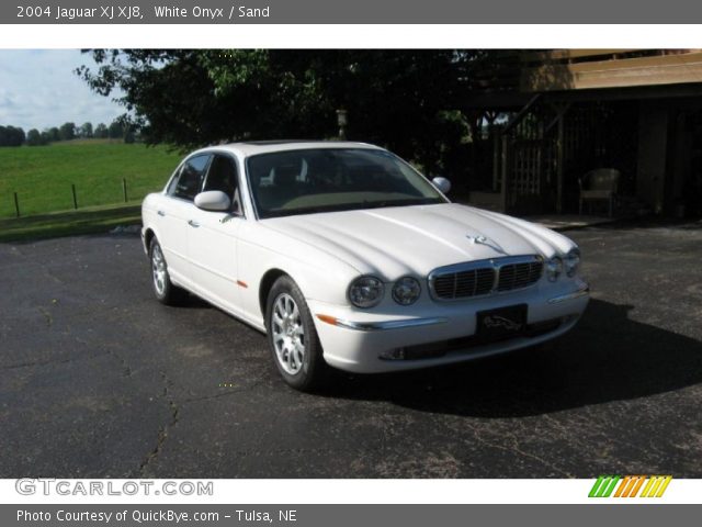 2004 Jaguar XJ XJ8 in White Onyx