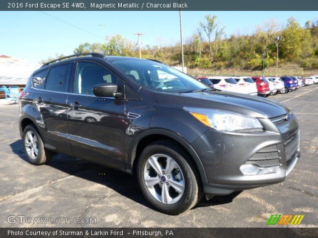 2016 Ford Escape SE 4WD in Magnetic Metallic