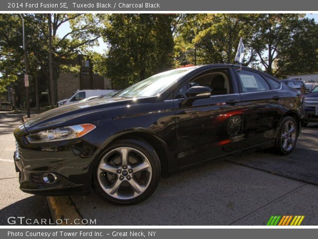 2014 Ford Fusion SE in Tuxedo Black