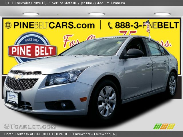2013 Chevrolet Cruze LS in Silver Ice Metallic