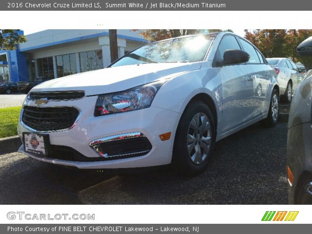2016 Chevrolet Cruze Limited LS in Summit White