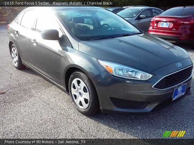 2015 Ford Focus S Sedan in Magnetic Metallic