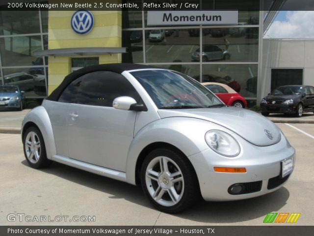 2006 Volkswagen New Beetle 2.5 Convertible in Reflex Silver