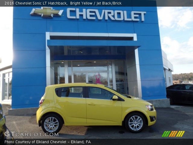 2016 Chevrolet Sonic LT Hatchback in Bright Yellow