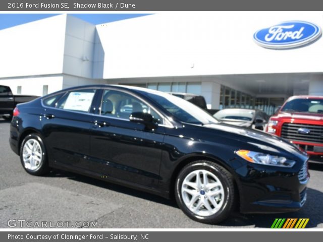 2016 Ford Fusion SE in Shadow Black