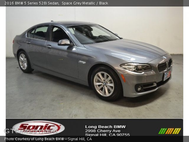 2016 BMW 5 Series 528i Sedan in Space Grey Metallic