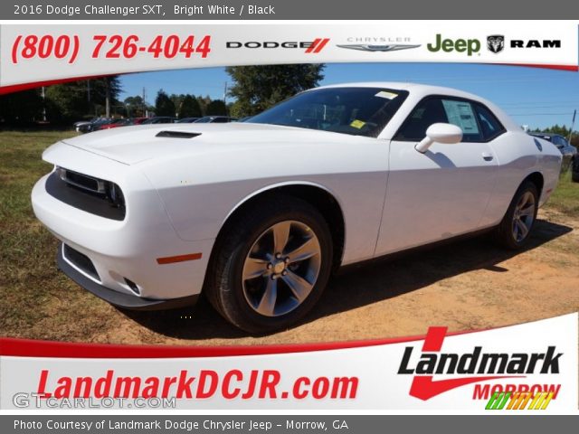 2016 Dodge Challenger SXT in Bright White