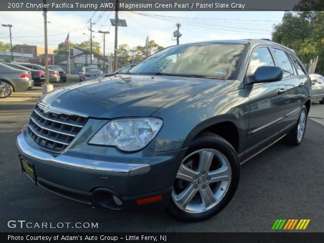 2007 Chrysler Pacifica Touring AWD in Magnesium Green Pearl