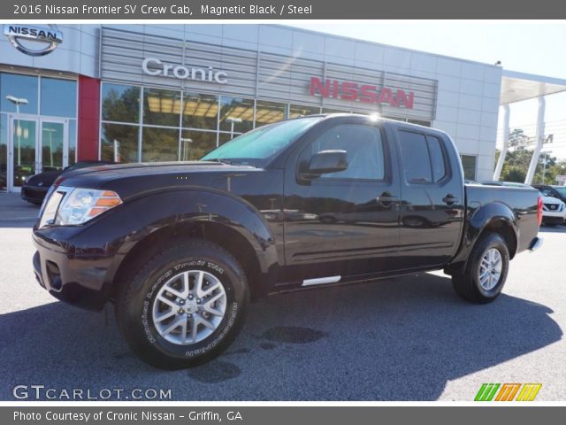 2016 Nissan Frontier SV Crew Cab in Magnetic Black