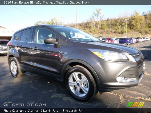 2016 Ford Escape SE 4WD in Magnetic Metallic