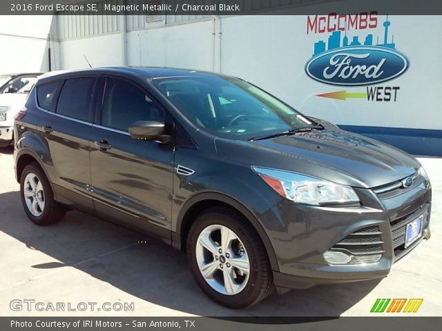 2016 Ford Escape SE in Magnetic Metallic