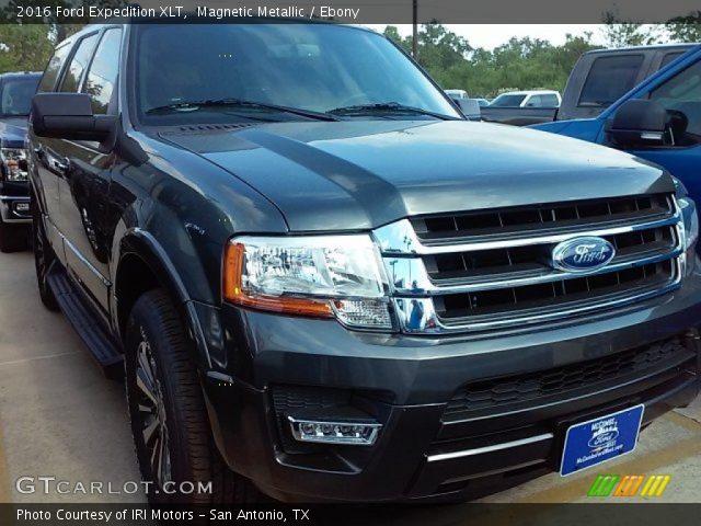 2016 Ford Expedition XLT in Magnetic Metallic