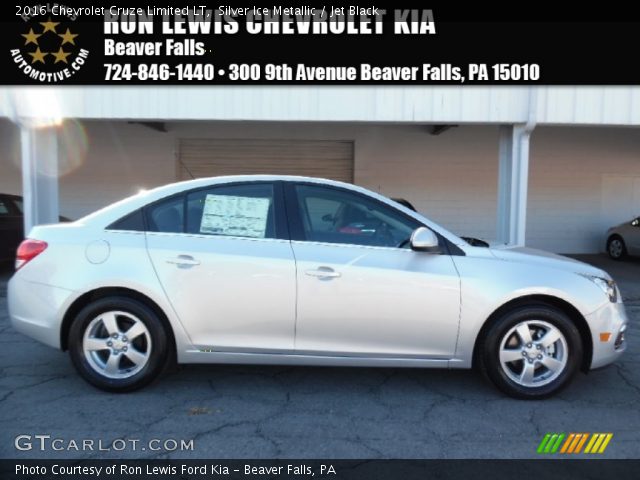 2016 Chevrolet Cruze Limited LT in Silver Ice Metallic