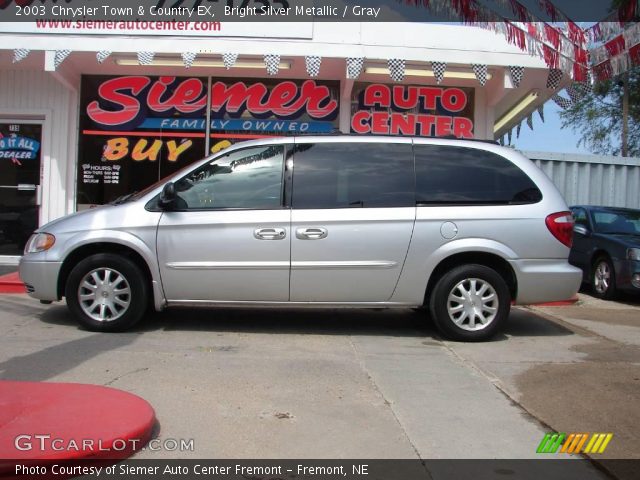 2003 Chrysler Town & Country EX in Bright Silver Metallic