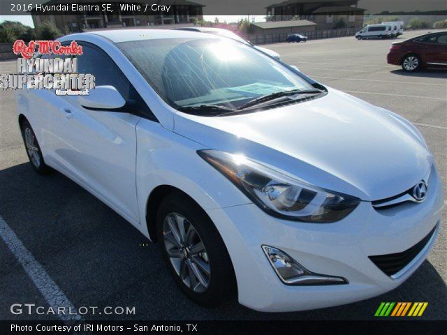 2016 Hyundai Elantra SE in White