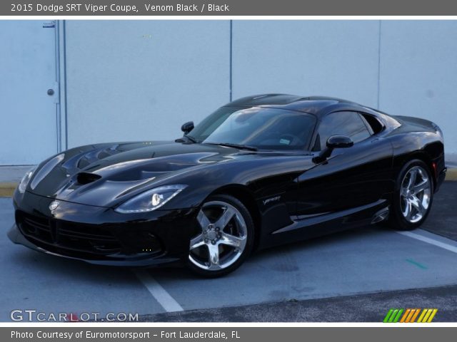 2015 Dodge SRT Viper Coupe in Venom Black