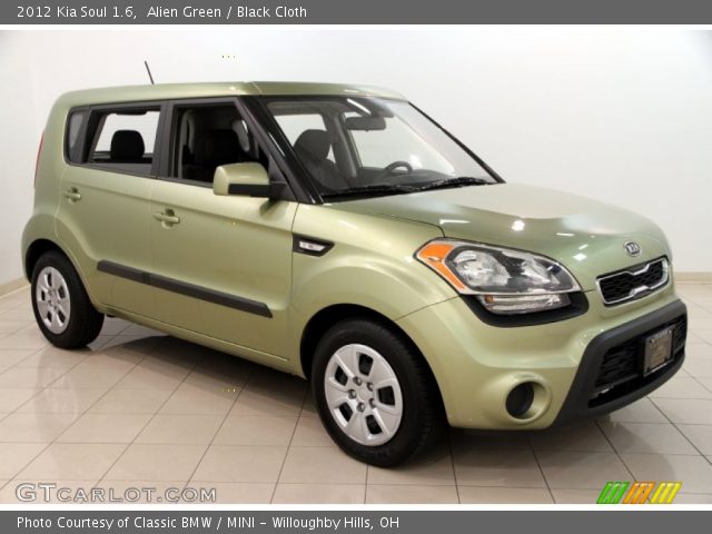 2012 Kia Soul 1.6 in Alien Green