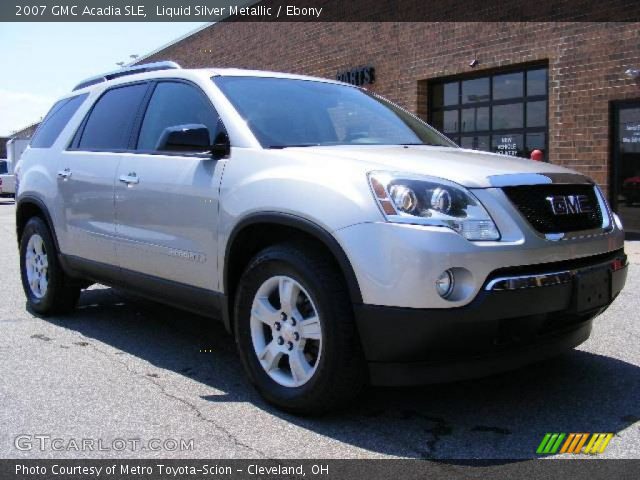 2007 GMC Acadia SLE in Liquid Silver Metallic
