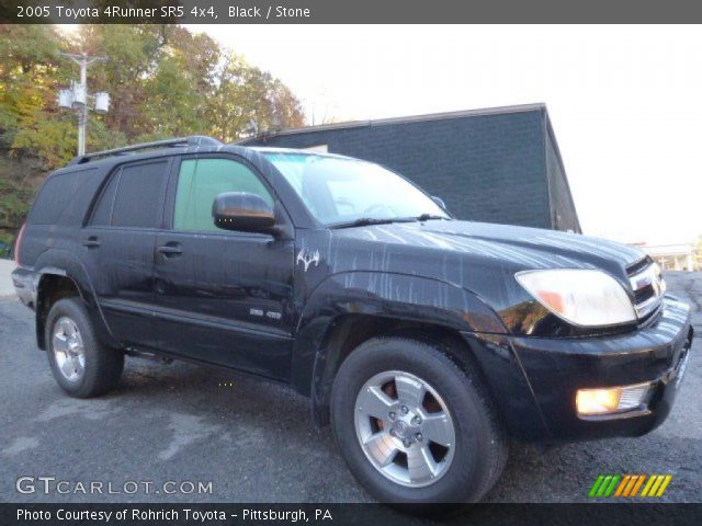 2005 Toyota 4Runner SR5 4x4 in Black