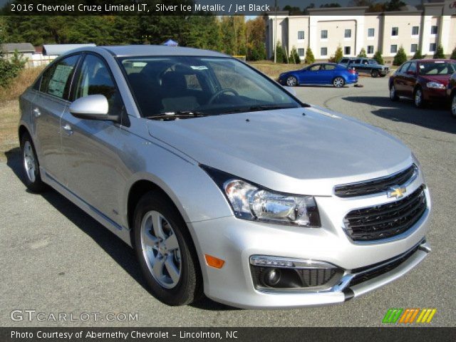2016 Chevrolet Cruze Limited LT in Silver Ice Metallic