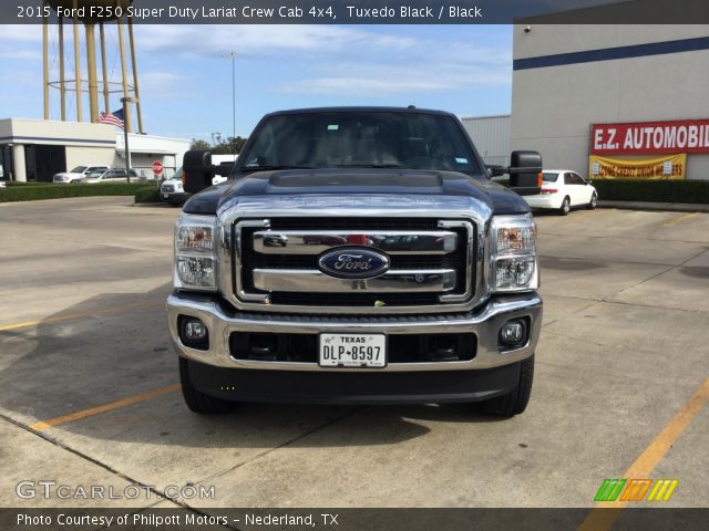 2015 Ford F250 Super Duty Lariat Crew Cab 4x4 in Tuxedo Black
