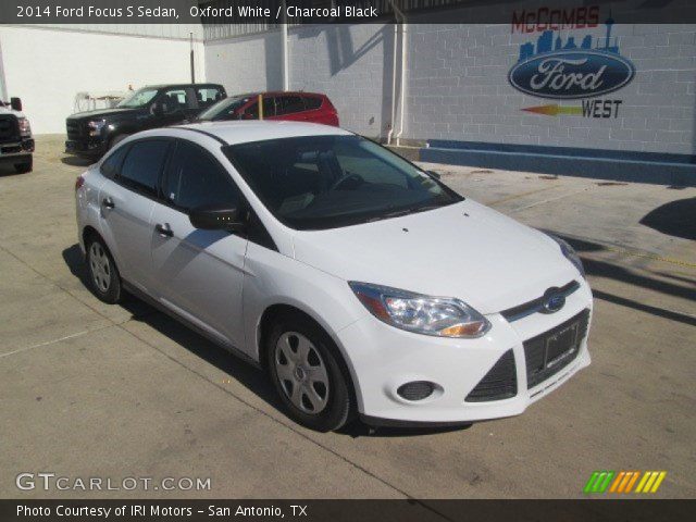 2014 Ford Focus S Sedan in Oxford White