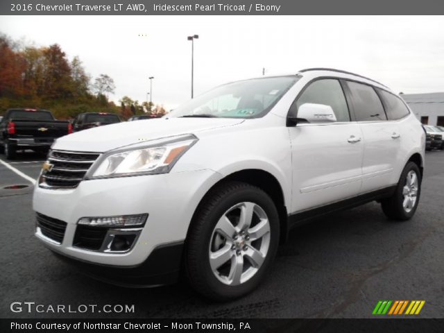 2016 Chevrolet Traverse LT AWD in Iridescent Pearl Tricoat