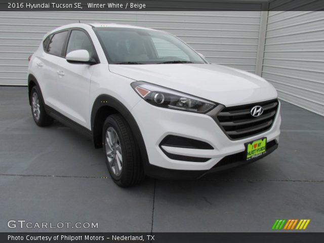 2016 Hyundai Tucson SE in Winter White