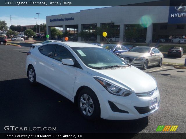 2016 Hyundai Elantra SE in White
